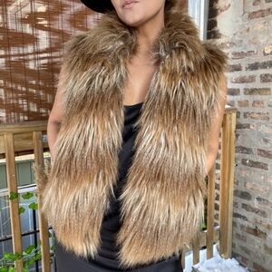 Saks 5/48 Brown Faux Fur Vest EUC